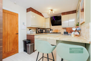 Photo 5- click for photo gallery